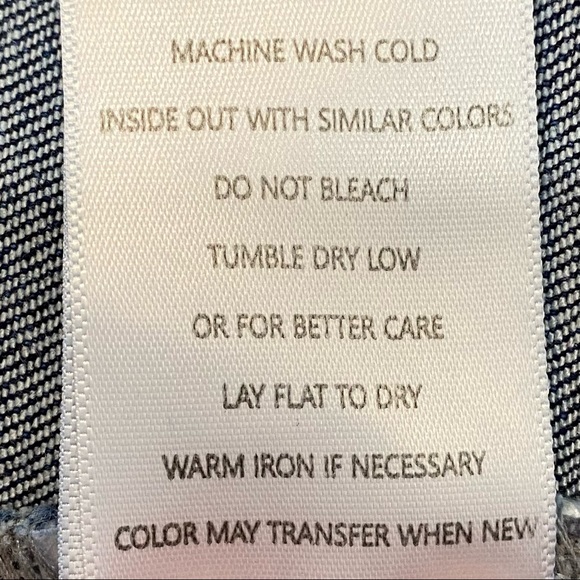 NWOT Nicole Miller Cropped Denim Jacket in Mid Blue S - Picture 12 of 13